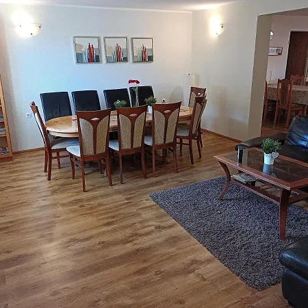 Izerka Balia Jacuzzi Sauna Billard בית נופש