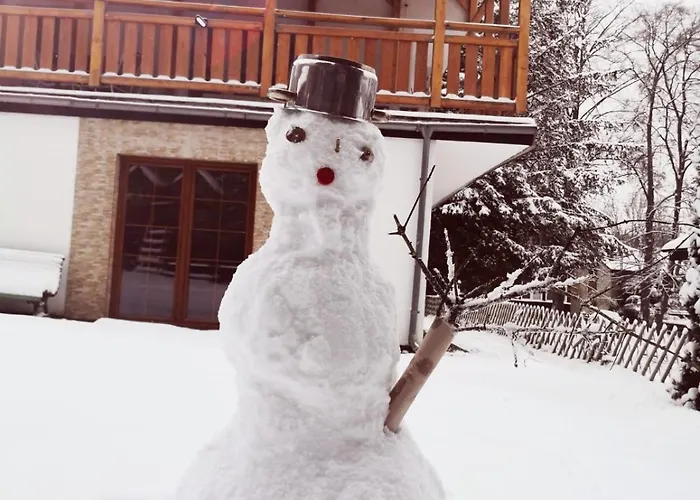 Semesterbostad Izerka Balia Jacuzzi Sauna Billard Świeradów-Zdrój